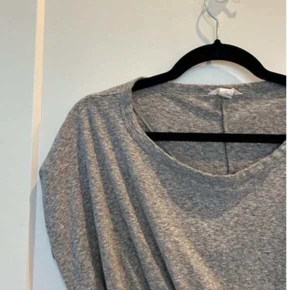 grey draw string top - Picture 2 of 5